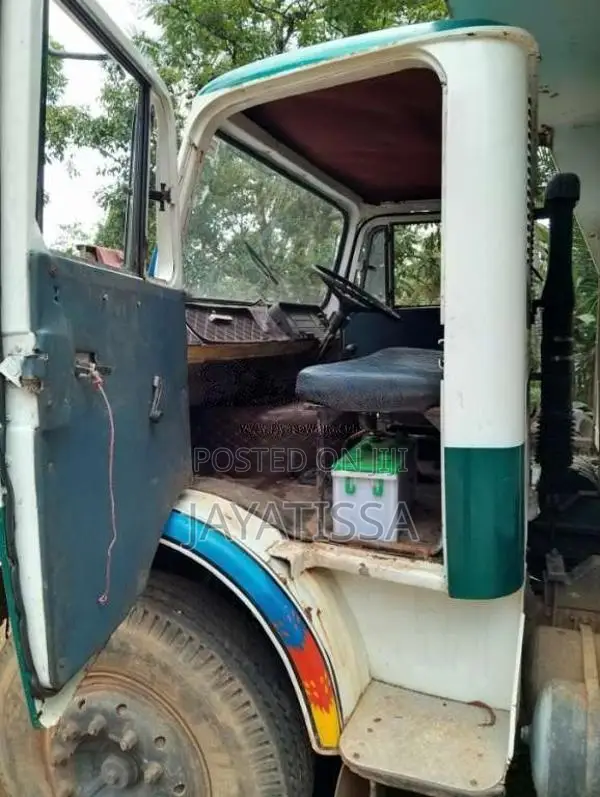 Tata 1613 Cabin for Lorry