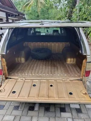 Isuzu Double Cab TFR54H 2WD 1998 Pickup (Used)