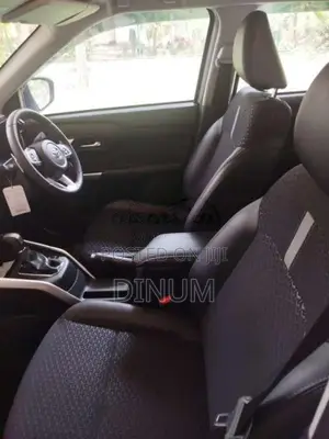 Toyota Raize 2025 SUV (Used)