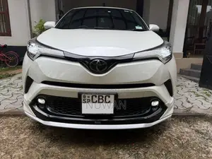 Toyota CHR NGX 10 2018 SUV (Used)