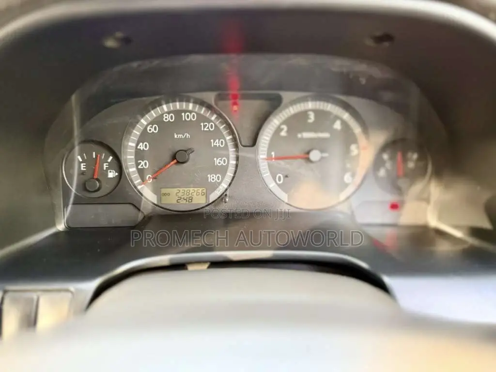 Nissan Patrol Y61 2004 SUV (Used)