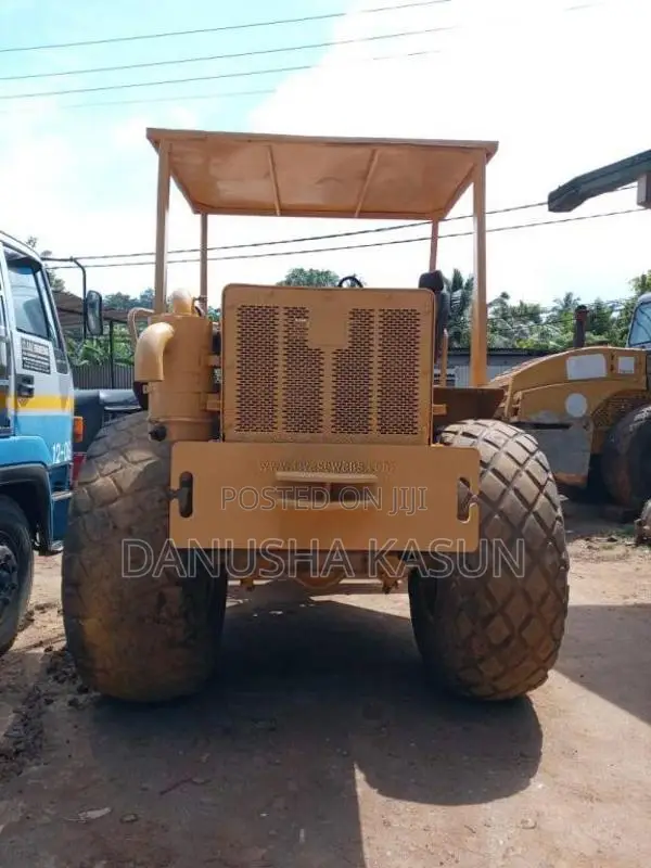 CAT Rolar Ton 10 CS 563 2008 Heavy-Duty (Used)