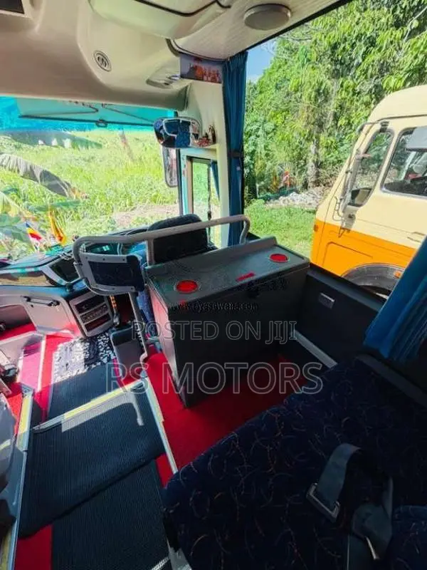 Other Golden Dragon 2018 Bus (Used)
