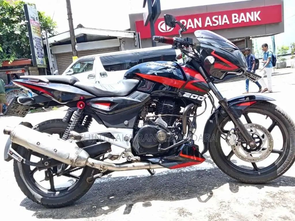 Bajaj Pulsar 200 DTSI 2008 Bus (Used)