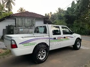Isuzu Double Cab 1999 Pickup (Used)