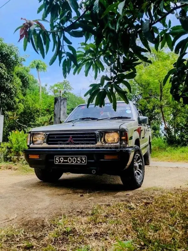 Mitsubishi L200 1997 Pickup (Used)