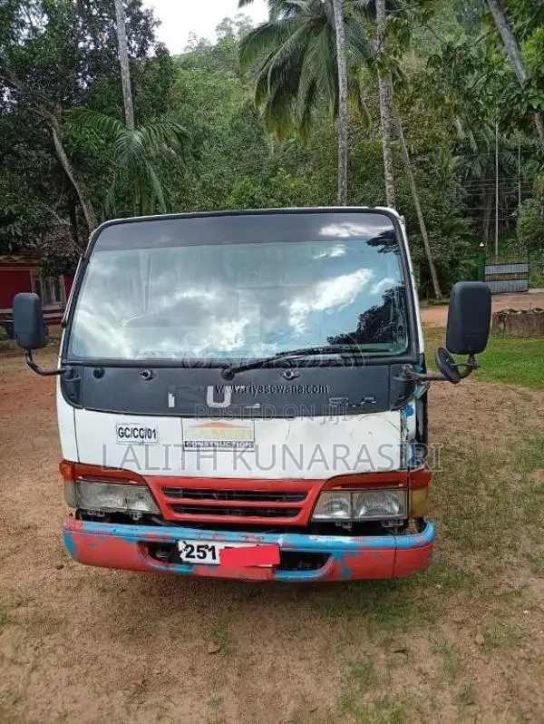 Isuzu Elf 1995 Crew Cab (Used)