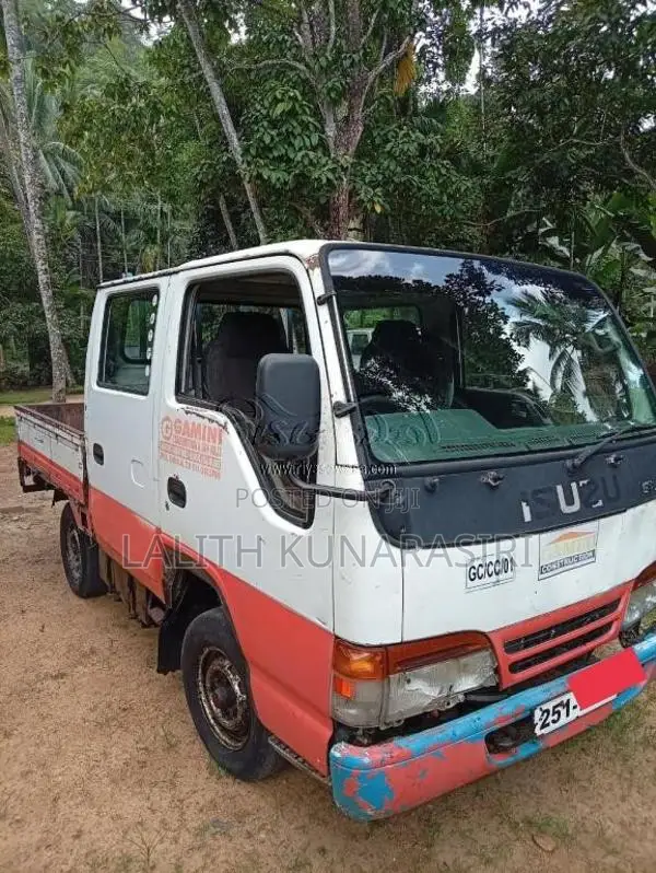 Isuzu Elf 1995 Crew Cab (Used)