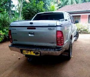 Toyota Hilux Vigo 3L UK 2007 Pickup (Used)