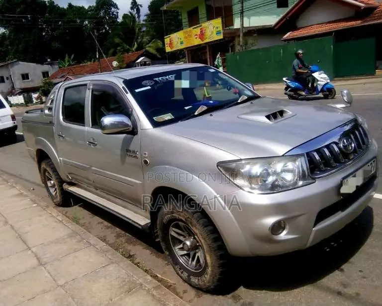 Toyota Hilux Vigo 3L UK 2007 Pickup (Used)