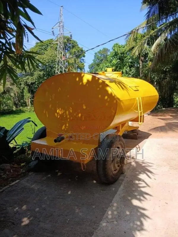 Ashok-Leyland Busar 2014 Tractor (Used)