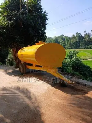 Ashok-Leyland Busar 2014 Tractor (Used)