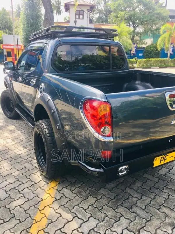 Mitsubishi L200 2007 Pickup (Used)