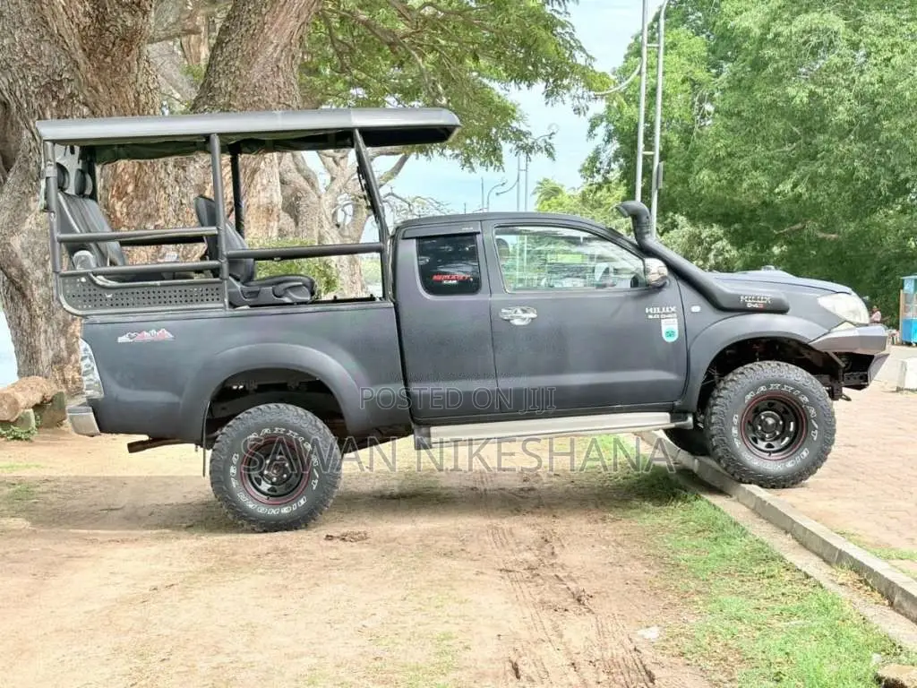 Toyota Hilux Vigo Smart Cab 2009 Pickup (Used)