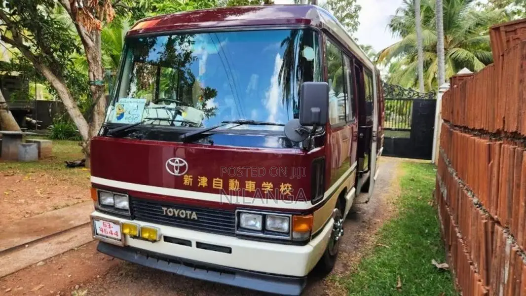 Toyota Coaster 1992 Bus (Used)