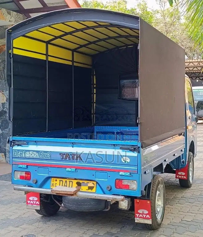 Tata Dimo Batta 2016 Lorry (Used)