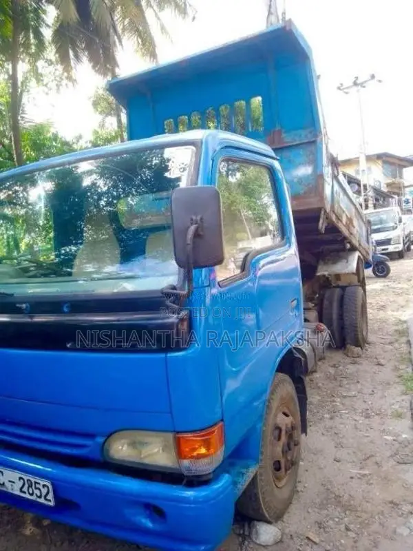 Yuejin DUMP TRUCK 2006 Lorry (Used)