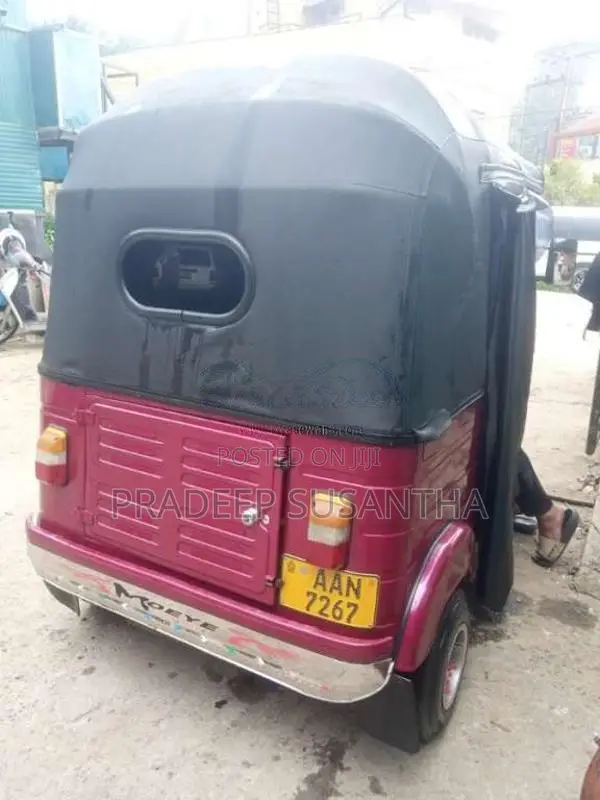 Bajaj 4 Stroke 2013 Three Wheel (Used)