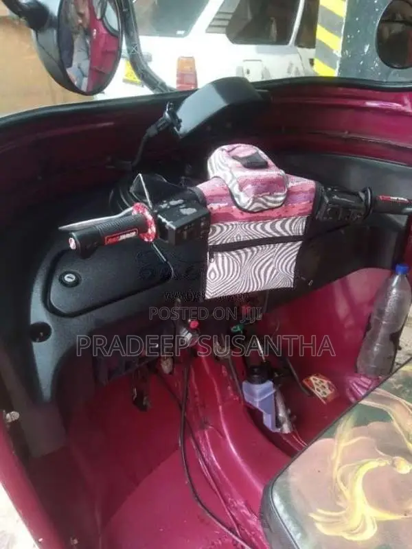 Bajaj 4 Stroke 2013 Three Wheel (Used)