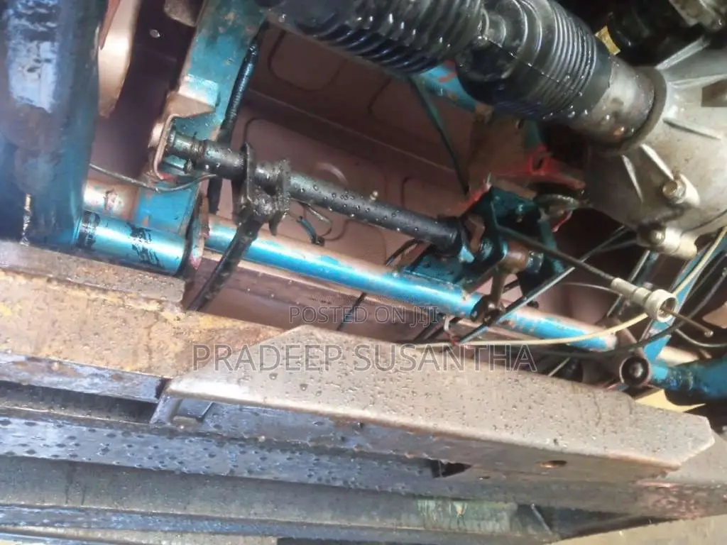 Bajaj 4 Stroke 2013 Three Wheel (Used)