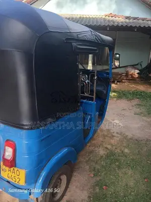 Bajaj 4 stroke 2014 Three Wheel (Used)