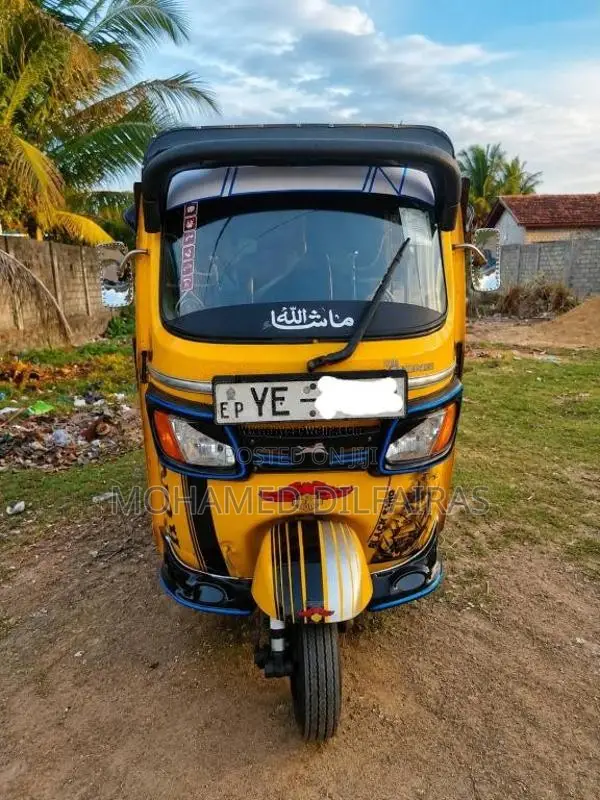 TVS KING 2010 Three Wheel (Used)