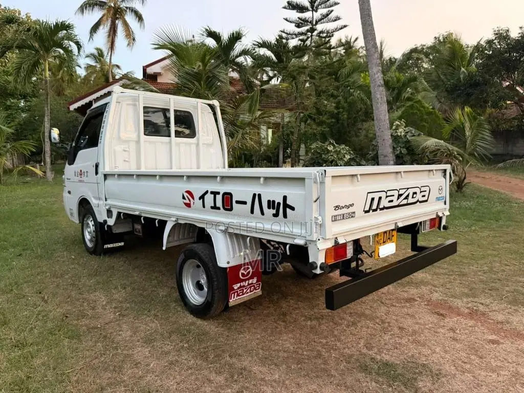 Mazda Bongo 2013 Lorry (Used)