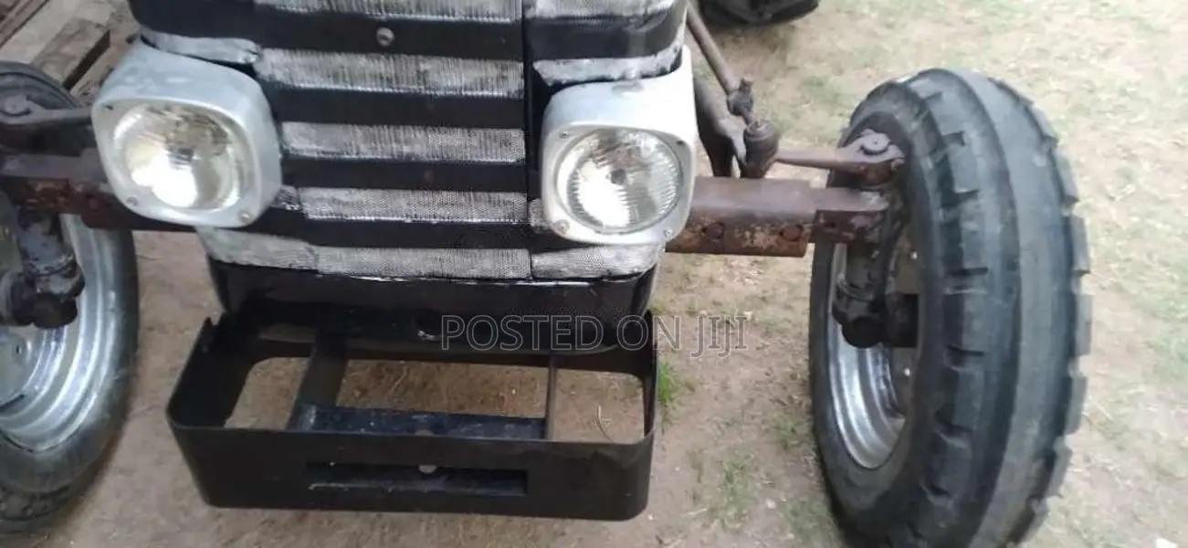 Massey-Ferguson 135 1980 Tractor (Used)
