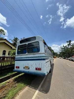 Ashok-Leyland Hino Power 2006 Bus (Used)