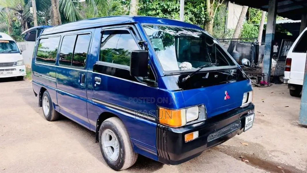 Mitsubishi Po15 1991 Van (Used)