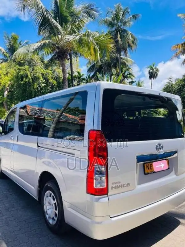 Toyota HIACE GDH KDH 301 2025 Van (Used)