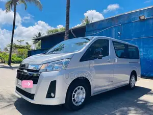 Toyota HIACE GDH KDH 301 2025 Van (Used)
