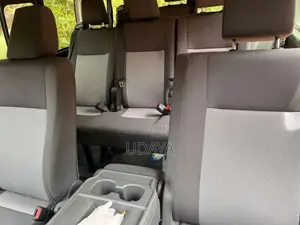 Toyota HIACE GDH KDH 301 2025 Van (Used)