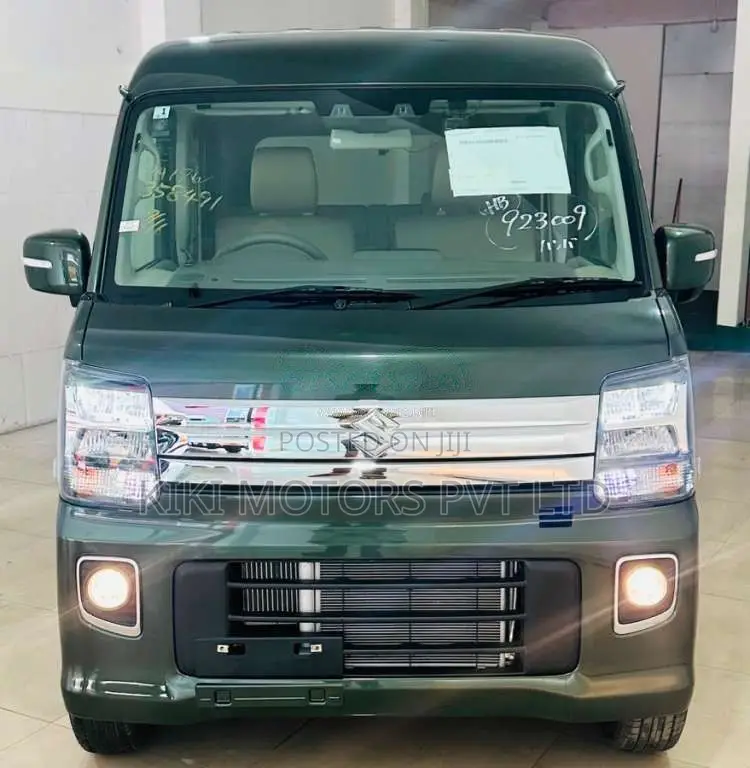 Suzuki Every Wagon Pz 2025 Van (Used)