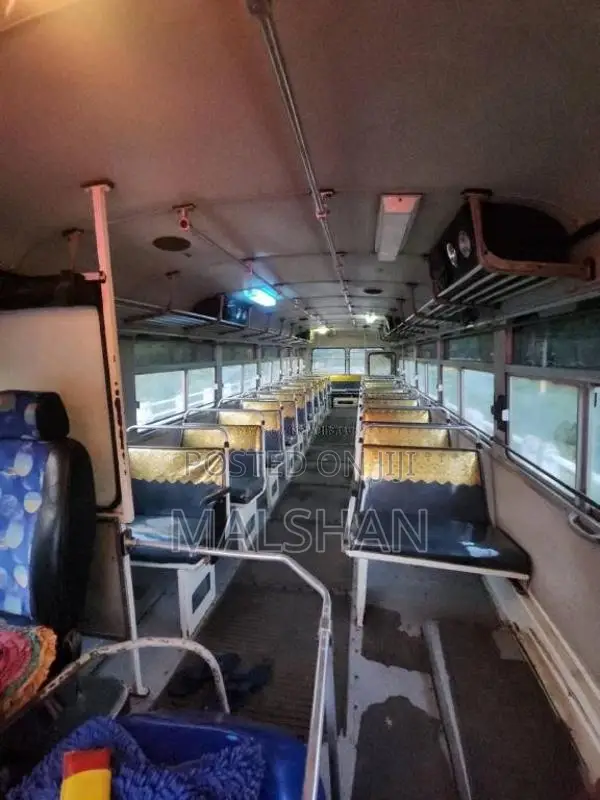 Ashok-Leyland Leyland 2005 Bus (Used)