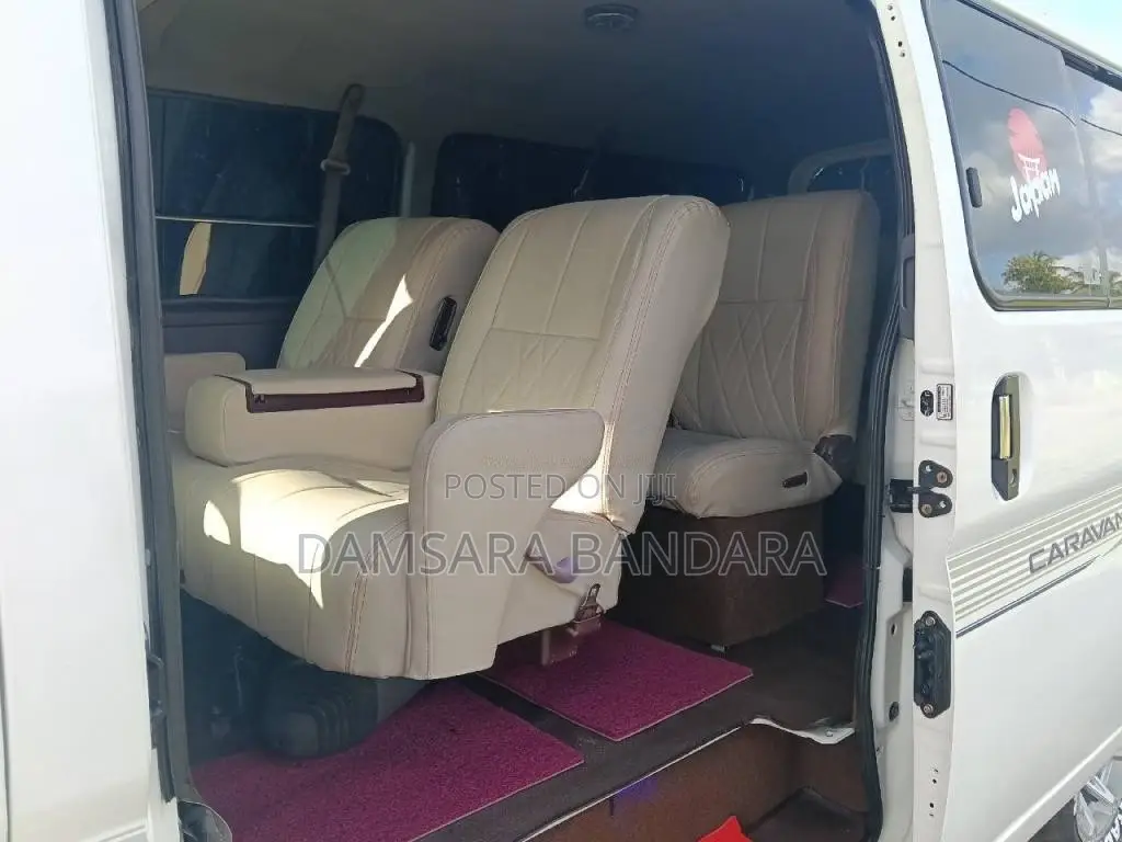 Nissan E25 2007 Van (Used)