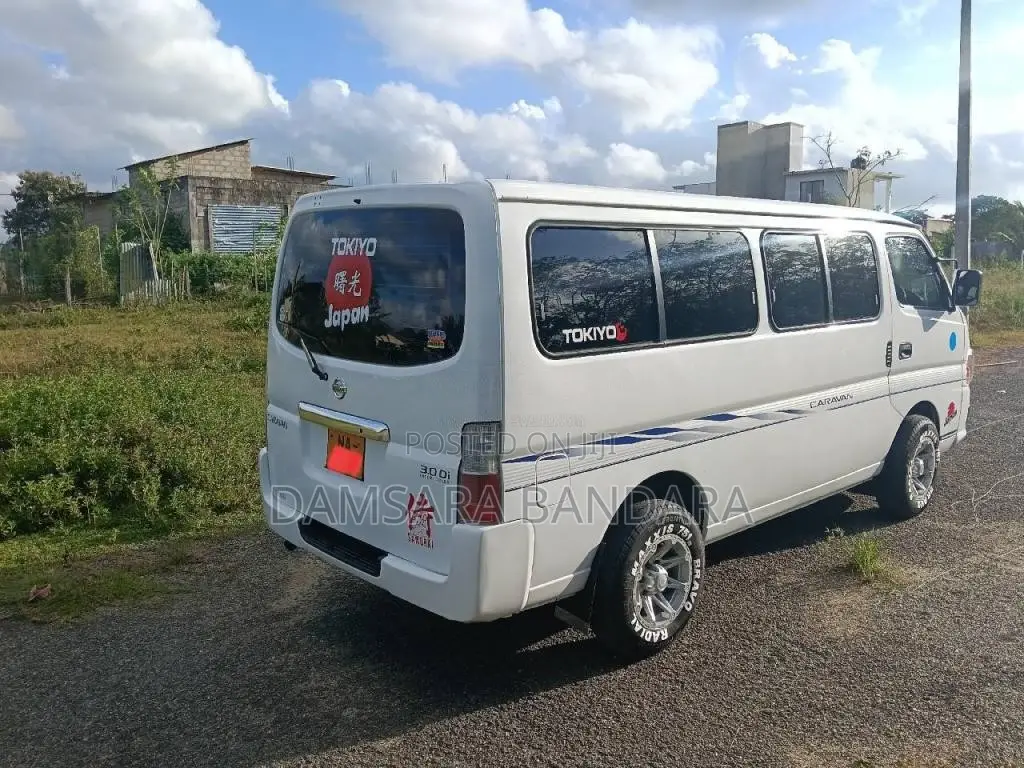Nissan E25 2007 Van (Used)