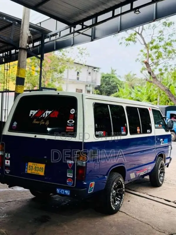 Toyota HIACE 1989 Van (Used)