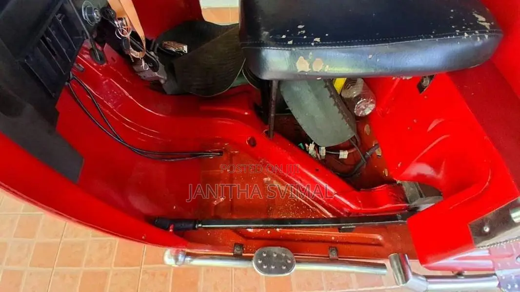 Bajaj RE 2011 Three Wheel (Used)