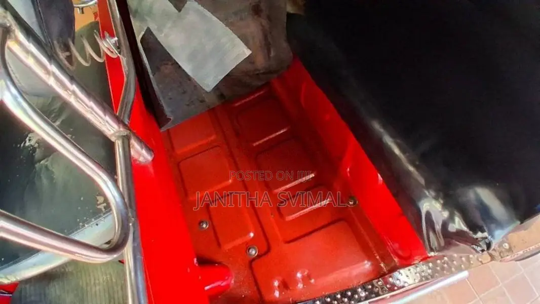 Bajaj RE 2011 Three Wheel (Used)