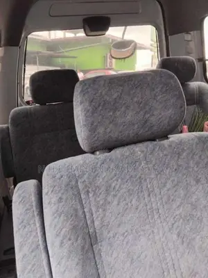 Toyota NOAH KR42 2007 Van (Used)