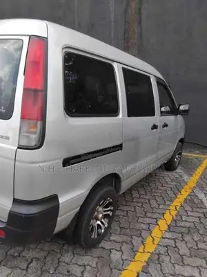 Toyota NOAH KR42 2007 Van (Used)
