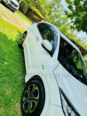 Honda Vezel 2016 SUV (Used)