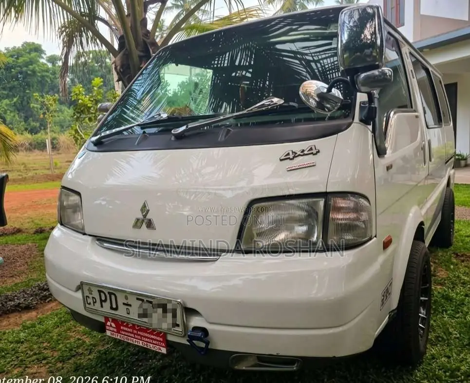 Mitsubishi Bongo Vanette Lion Face 2007 Van (Used)