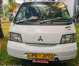 Mitsubishi Bongo Vanette Lion Face 2007 Van (Used)