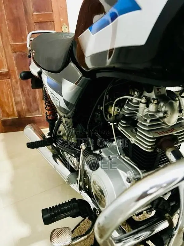 Bajaj CT-100 2011 Motorbike (Used)