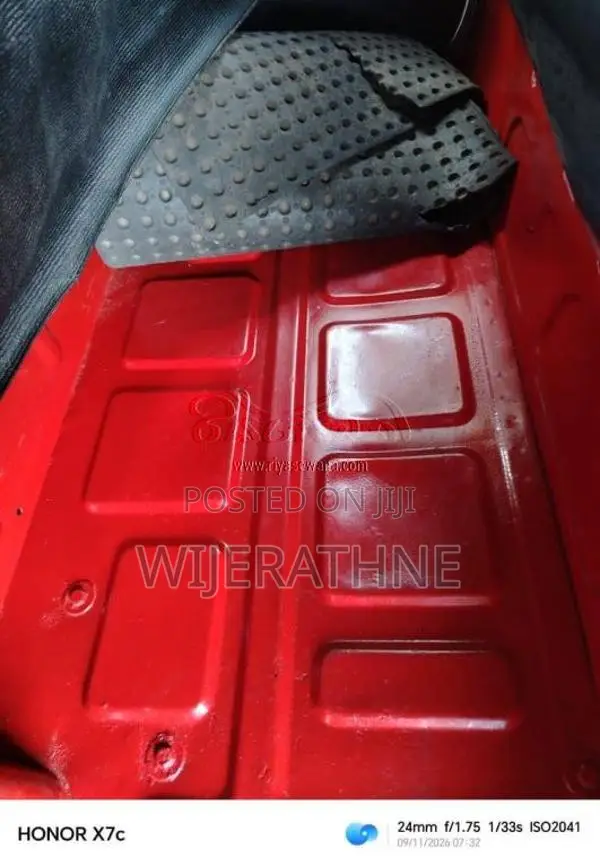 Bajaj RE 2015 Three Wheel (Used)