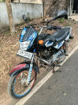 Bajaj CT-100 2012 Motorbike (Used)