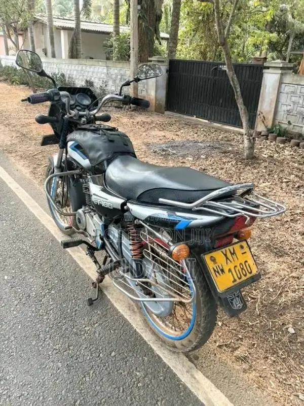 Bajaj CT-100 2012 Motorbike (Used)