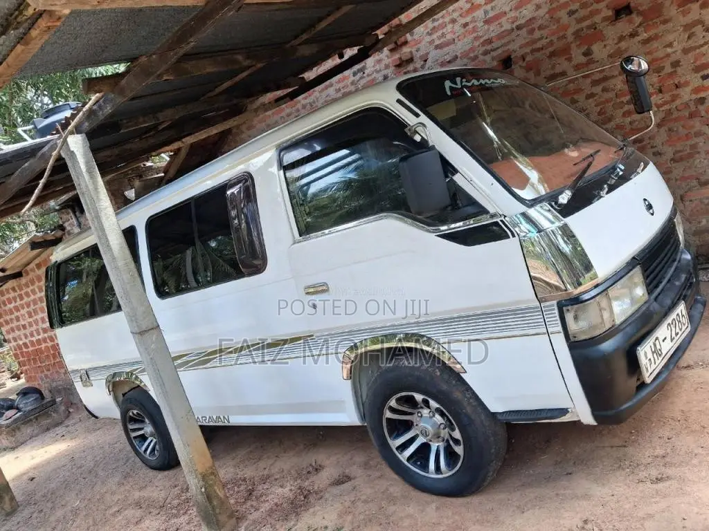 Nissan Caravan Qd 1999 Van (Used)